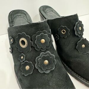 Vintage Chinese Laundry Suede Clogs Sz 7.5 Black Floral Slip On Heels Closed Toe